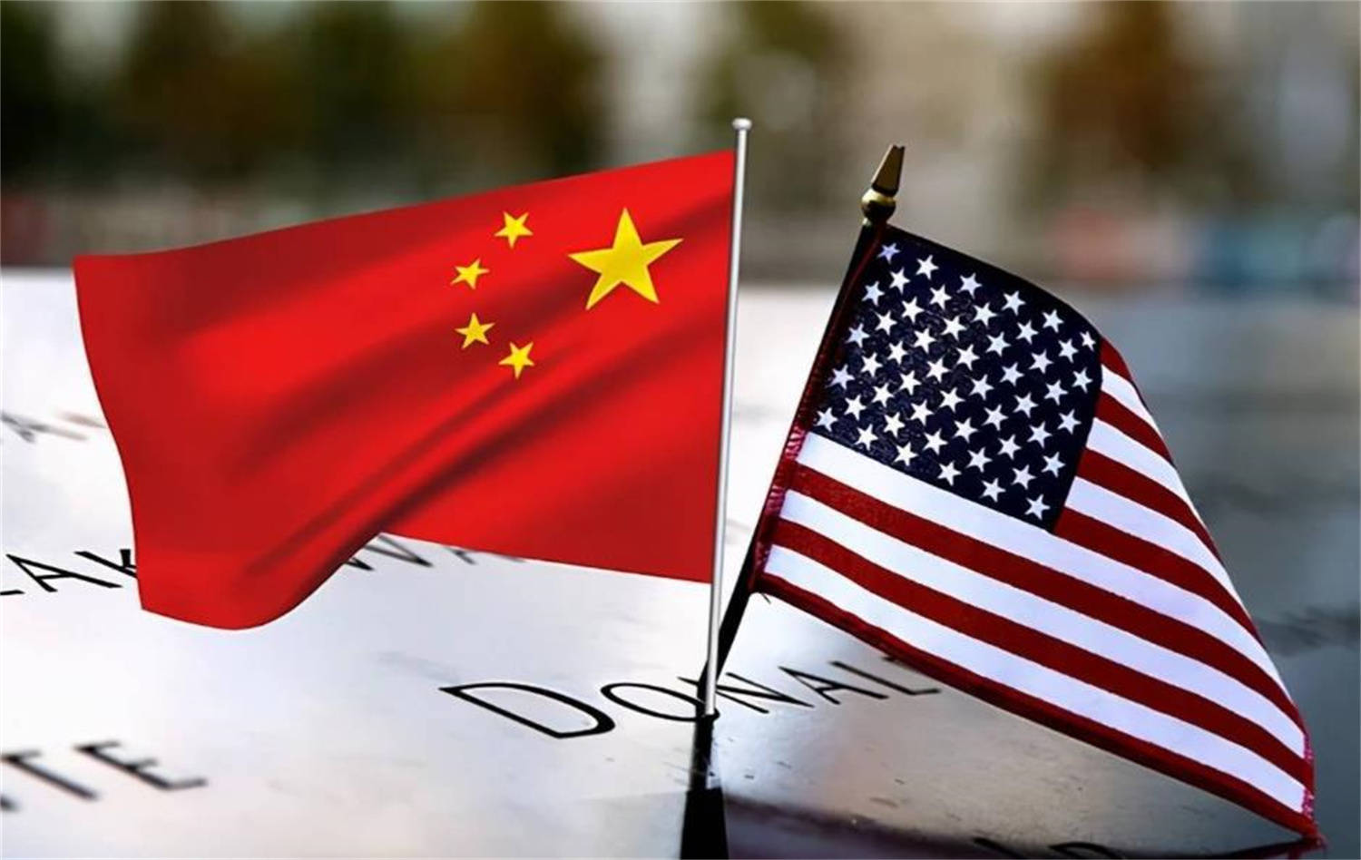 中国阅兵彩排惊艳世界，日本网友不服气，声称解放军打不过美军